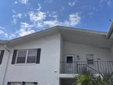 Main picture of 6030 Amberly Ave