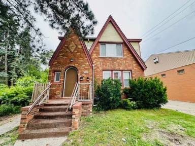 Main picture of 15895 Cloverlawn St