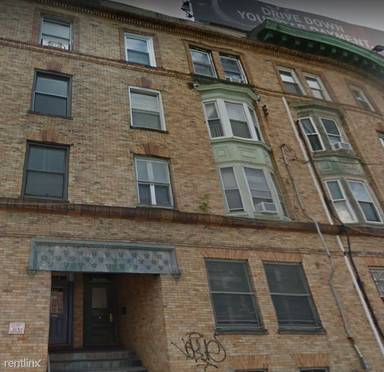Main picture of 5 Linden St