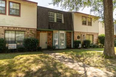 Main picture of 6232 Sandlin Ave