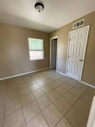 Main picture of 4026 Hayes Ave
