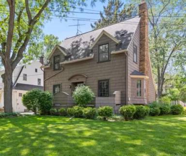 Main picture of 957 Maxwell Ave SE