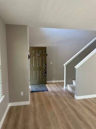 Main picture of 425 Casting St SE