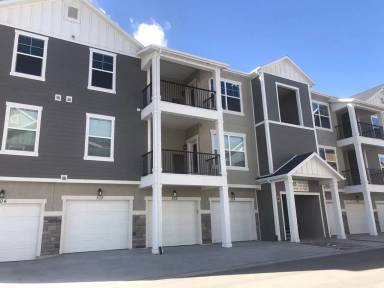 Main picture of Saddle Brook Condos