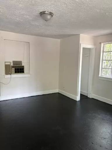 Main picture of 802-804 N Harding St Duplex