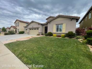Main picture of 8473 Carambola Way
