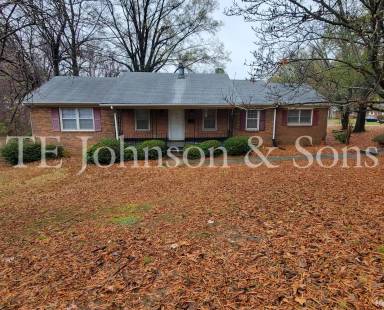 Main picture of 260 Parkwood Ct