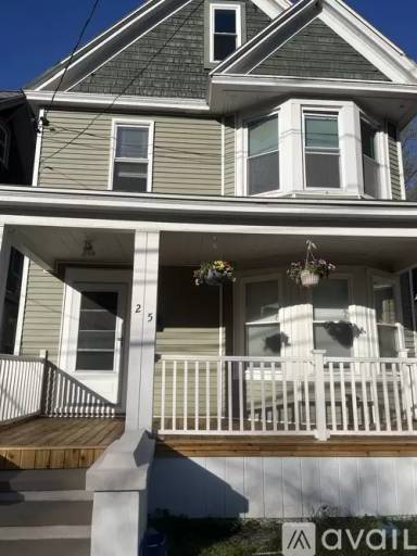 Main picture of 25 Besch Ave