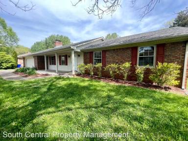 Main picture of 1044 Lois Ln