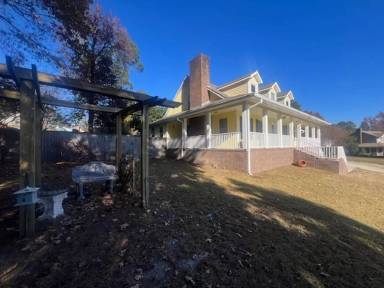 Main picture of 638 Georgetown Cir