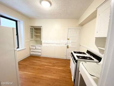 Main picture of 881 Massachusetts Ave