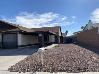 Main picture of 4348 Pinegrove St