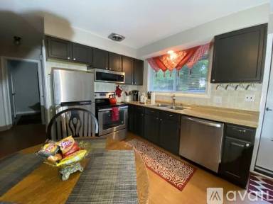 Main picture of 75571 Van Dyke Rd