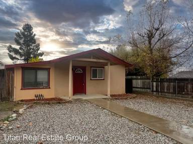 Main picture of 35812 1/2 Grandview Dr