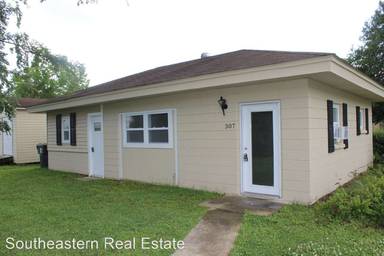 Main picture of 307 W Fremont St