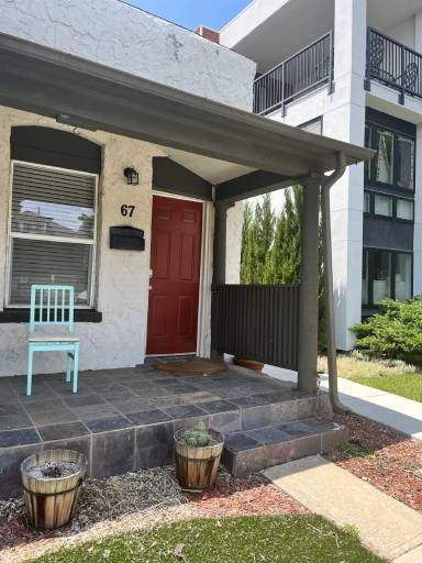 Main picture of 53 N Pennsylvania St