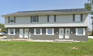 Main picture of 42-48 Cir Dr