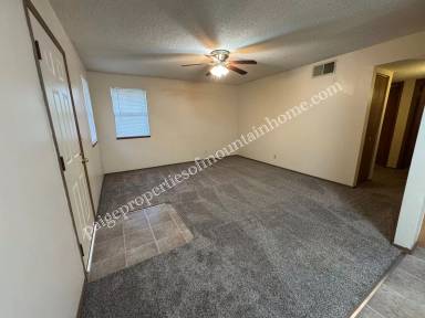 Main picture of 304 Newton Ave