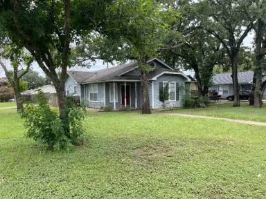 Main picture of 3401 Augusta Ct