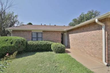 Main picture of 5417 Castle Rd