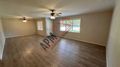Main picture of 103 Gulpha Dr