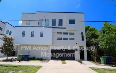 Main picture of 1910 W North a St