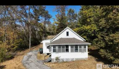 Main picture of 3132 Craig Ave