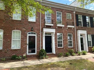 Main picture of 8636 Beaver Creek Dr