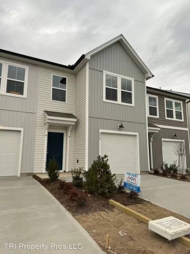 Main picture of 852 Falls Grove Trl