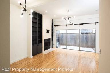 Main picture of 4110 Travis St