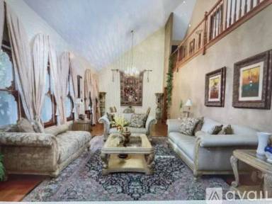 Main picture of 5 Bridlewood Trl