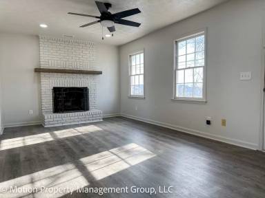 Main picture of 1330 Hillcrest Dr