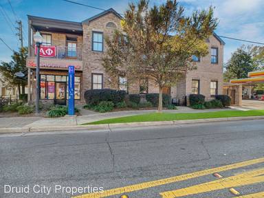 Main picture of 1403 University Blvd
