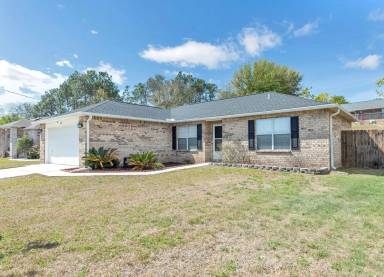 Main picture of 221 Trish Dr