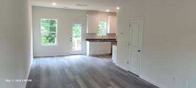 Main picture of 133 Slate Dr