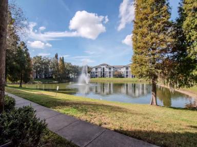 Main picture of 5817 Legacy Crescent Pl