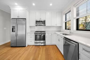 Main picture of 279 Lamartine St