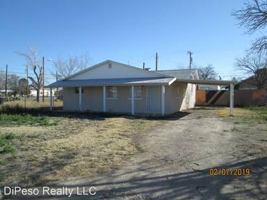 Main picture of 123 S Cochise Ave