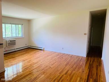 Main picture of 19 Wildwood Gdns