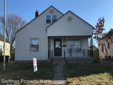 Main picture of 349 N 16th Ave