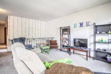 Main picture of 908-910 9th Ave SE