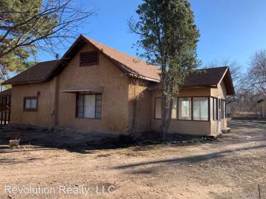 Main picture of 7305 S Main St