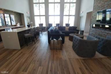 Main picture of 1601 Weyland Dr