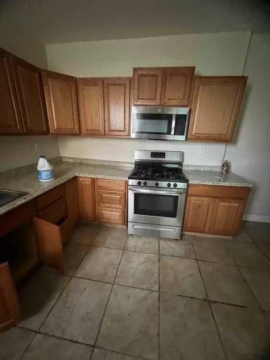 Main picture of 1023 Harlem Ave