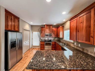 Main picture of 6166 Lillian St SE