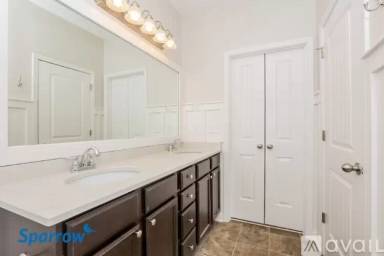 Main picture of 1115 Golf View Way