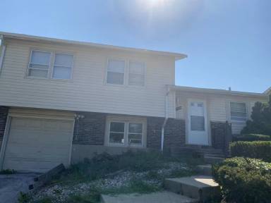 Main picture of 17785 Devon Dr