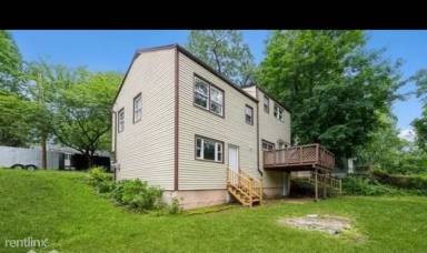 Main picture of 96 Boxwood Rd