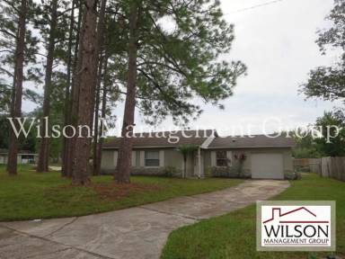 Main picture of 300 Loch Low Dr