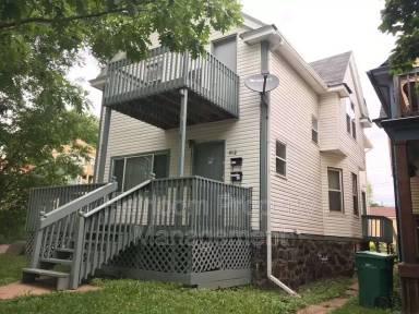 Main picture of 412 N 11th Ave E